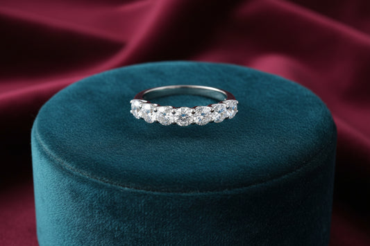 14K WG 0.25CTW DIAMOND WEDDING BAND