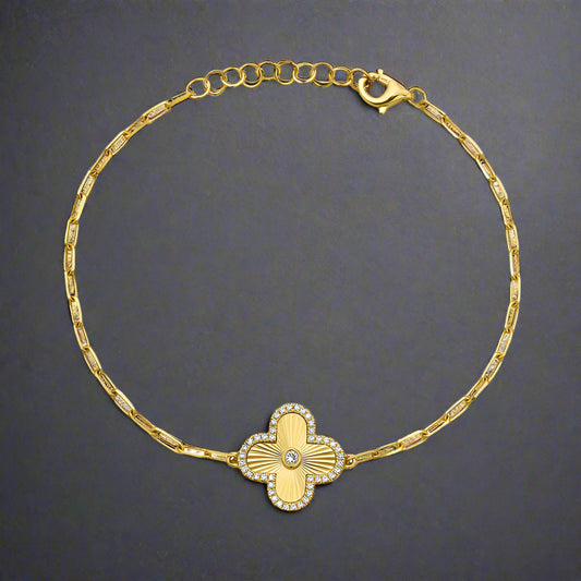 Diamond Dc Clover Bracelet
