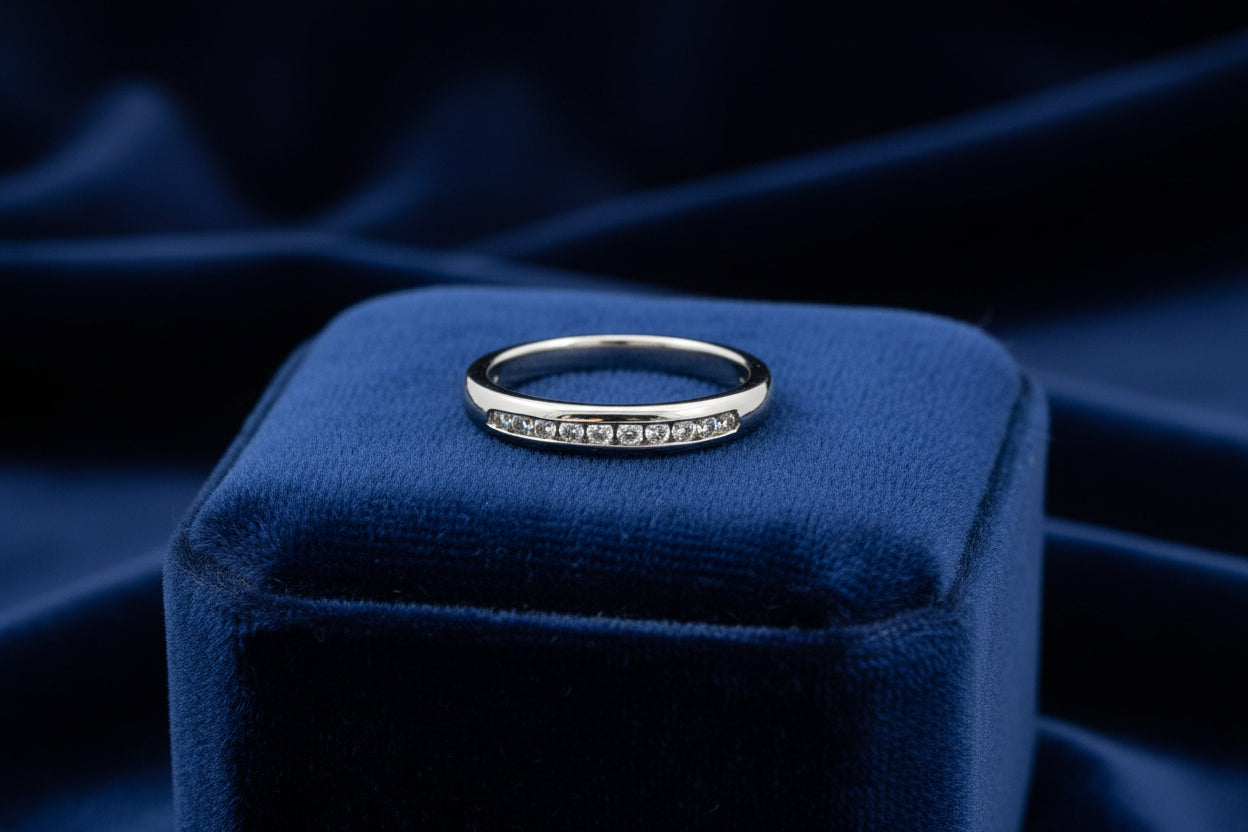 10K WHITE GOLD .10TW DIAMOND ANNIVERSARY BAND