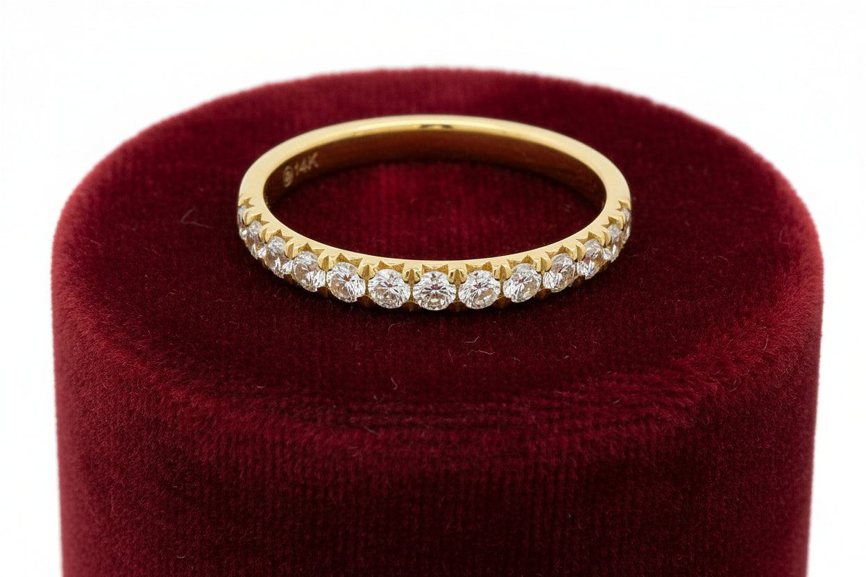 14K YG .50TW DIAMOND CLAW SET BAND