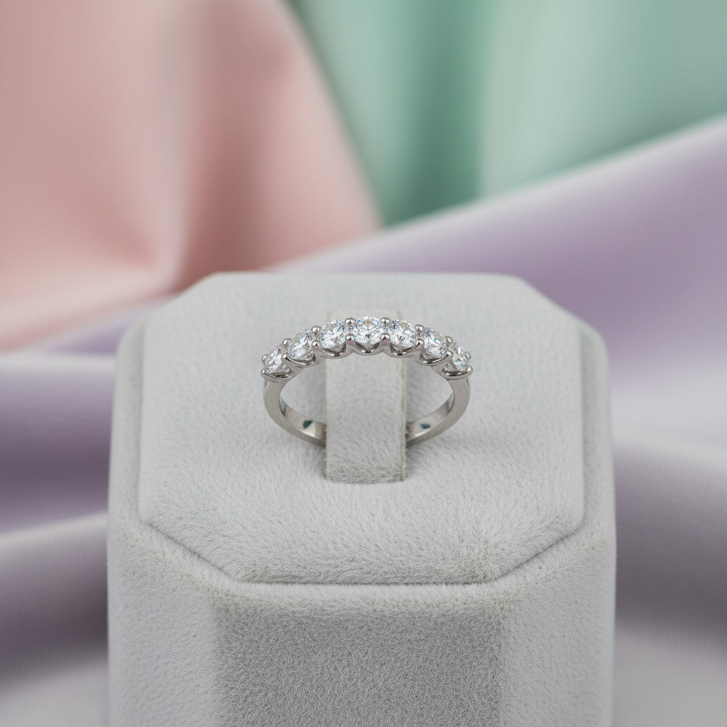 14K WG .50CTW DIAMOND BAND