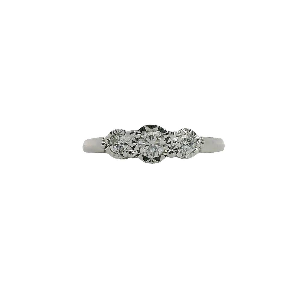 10K WG 0.29CTW DIAMOND ILLUSION SET 3 STONE RING