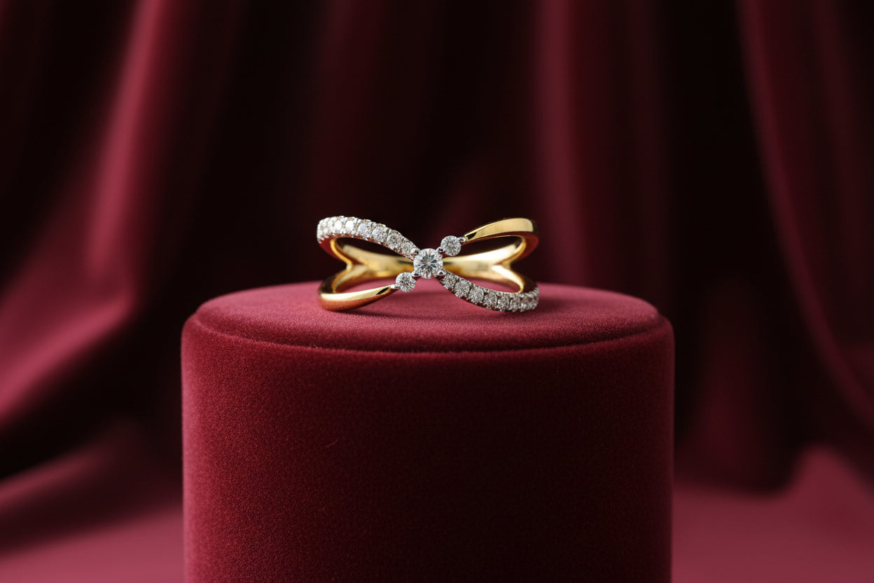 14K YG/WG .30TW DIAMOND CROSS OVER BAND