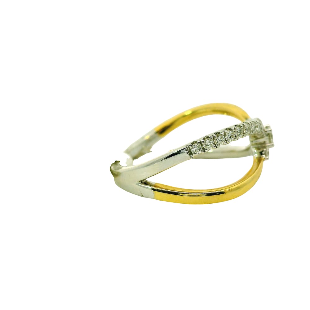 14K YG/WG .30TW DIAMOND CROSS OVER BAND