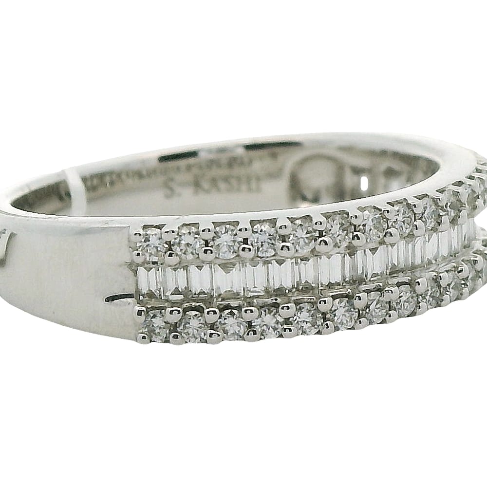 14K WG .27TW VS G BAGUETTES AND .36TW SI1 G ROUND (.63TW) DIAMOND BAND