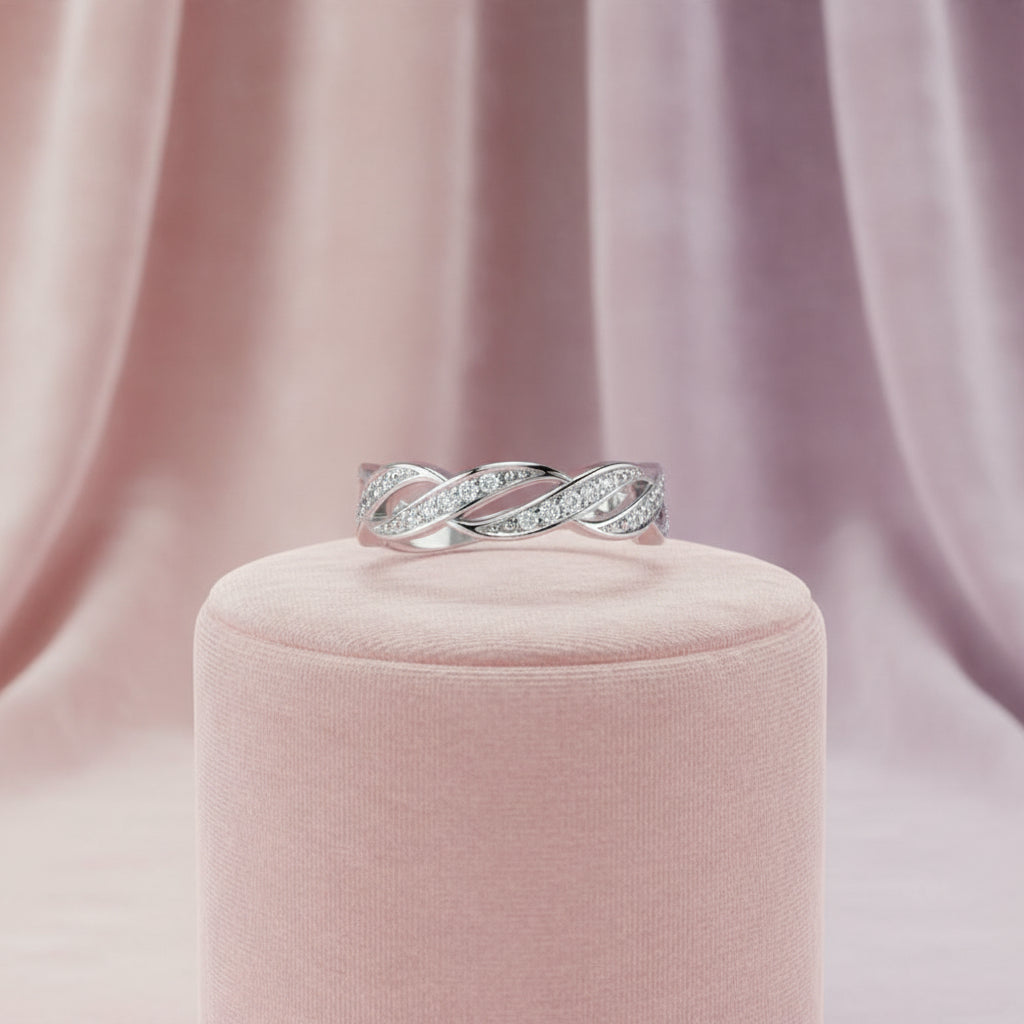 10K WG .16TW I1 GH DIAMOND NOAM CARVER CELEBRATION RING IN SIZE 5.5