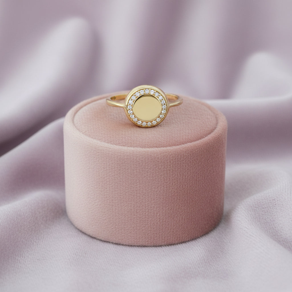10K Yellow gold lab diamond signet style ring