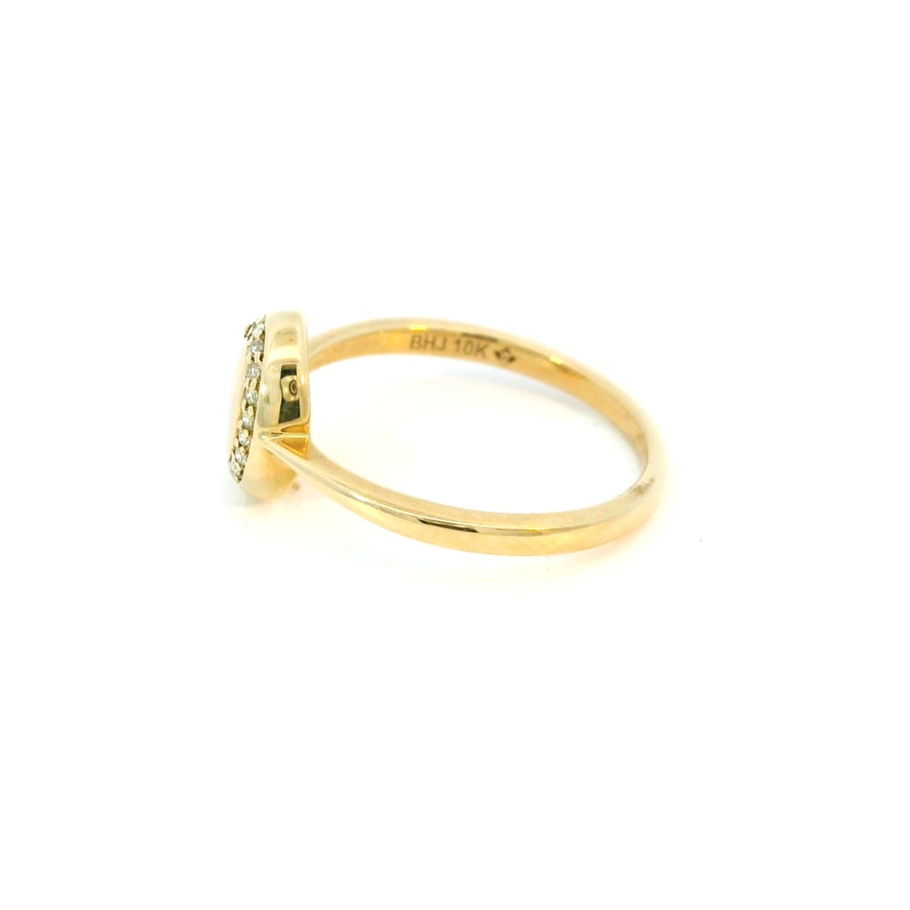 10K Yellow gold lab diamond oval signet style ring