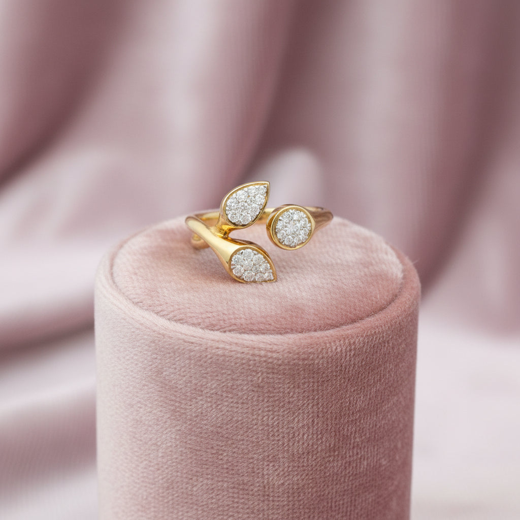 10K Yellow & white gold diamond cluster ring