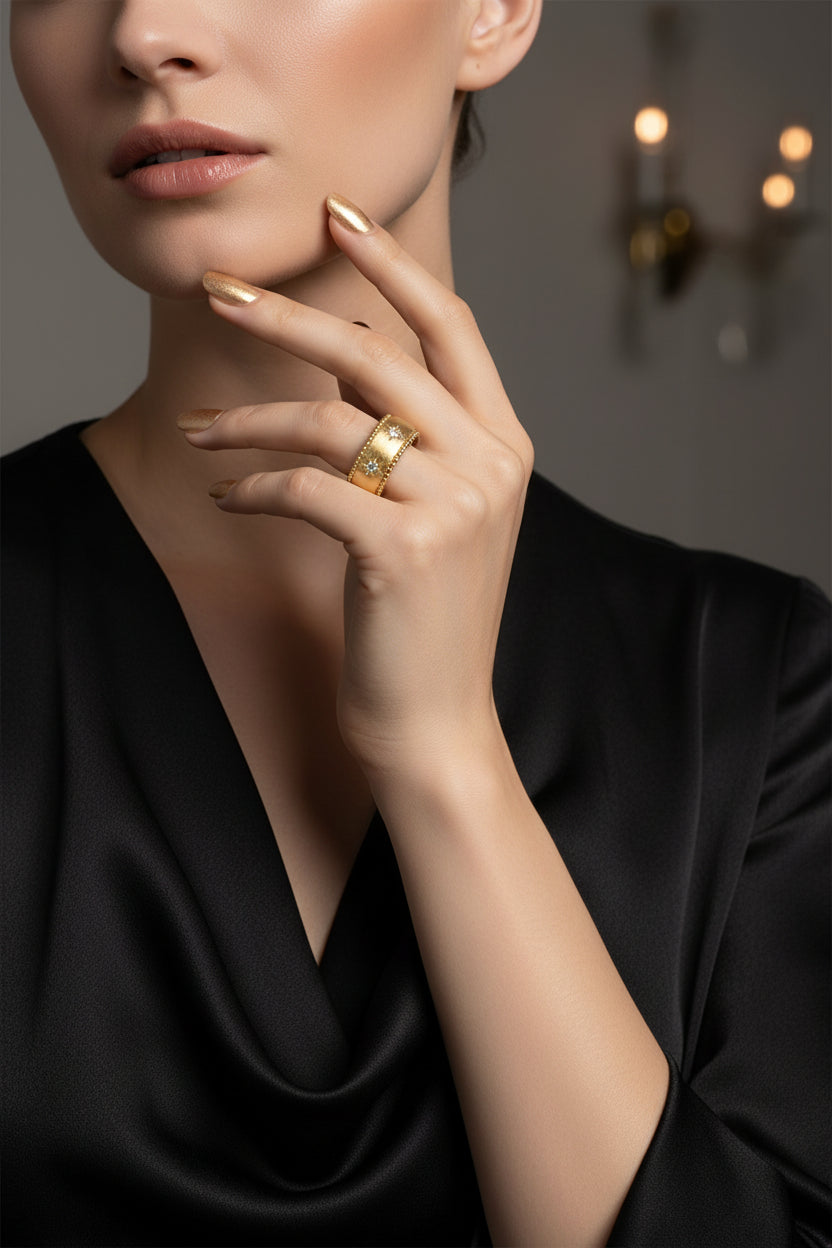 (S2205377) 14K YG 0.07CTW Diamond Wide Bujukan Band