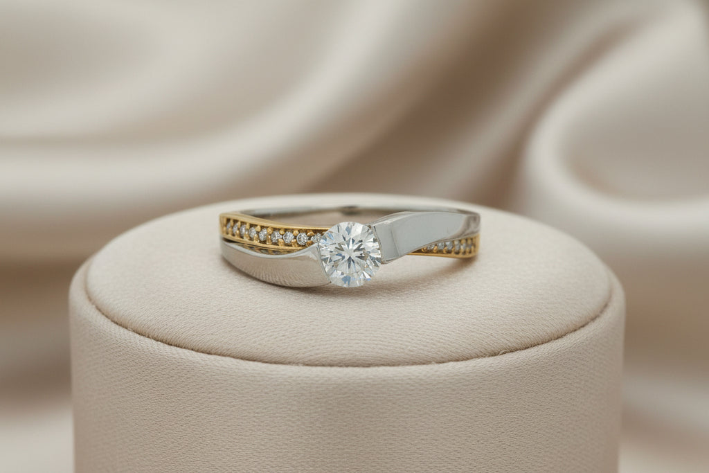 14K WG & YG .45CT CENTER DIA .10CTW SIDE DIA RING