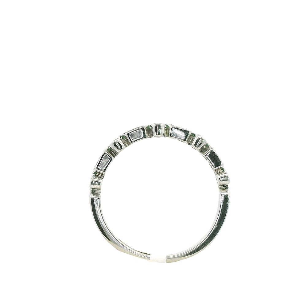 14K WG .24TW TASVORITE GARNET AND .07TW DIAMOND BAND