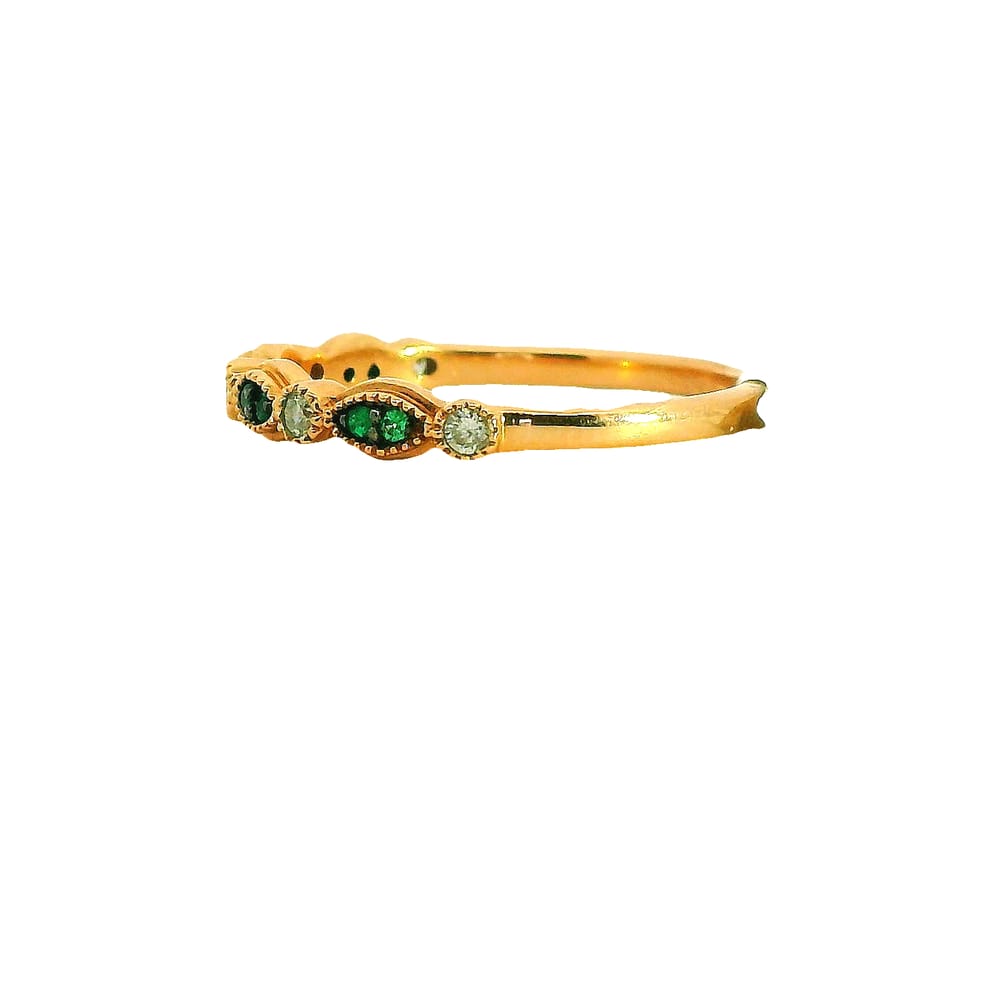 10K RG .15TW DIAMOND AND EMERALD BAND