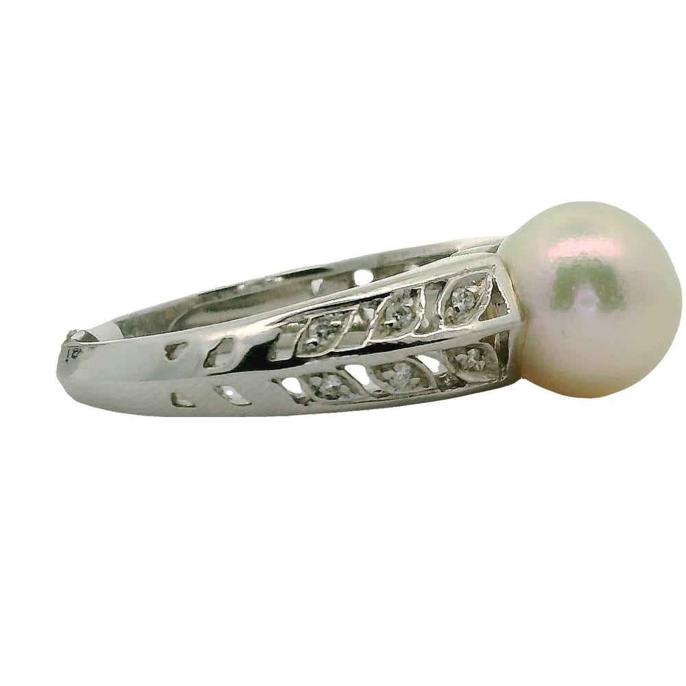 18K WG 9MM PEARL AND DIAMOND RING
