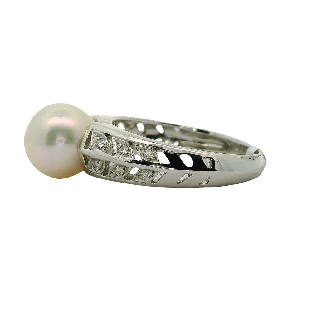 18K WG 9MM PEARL AND DIAMOND RING