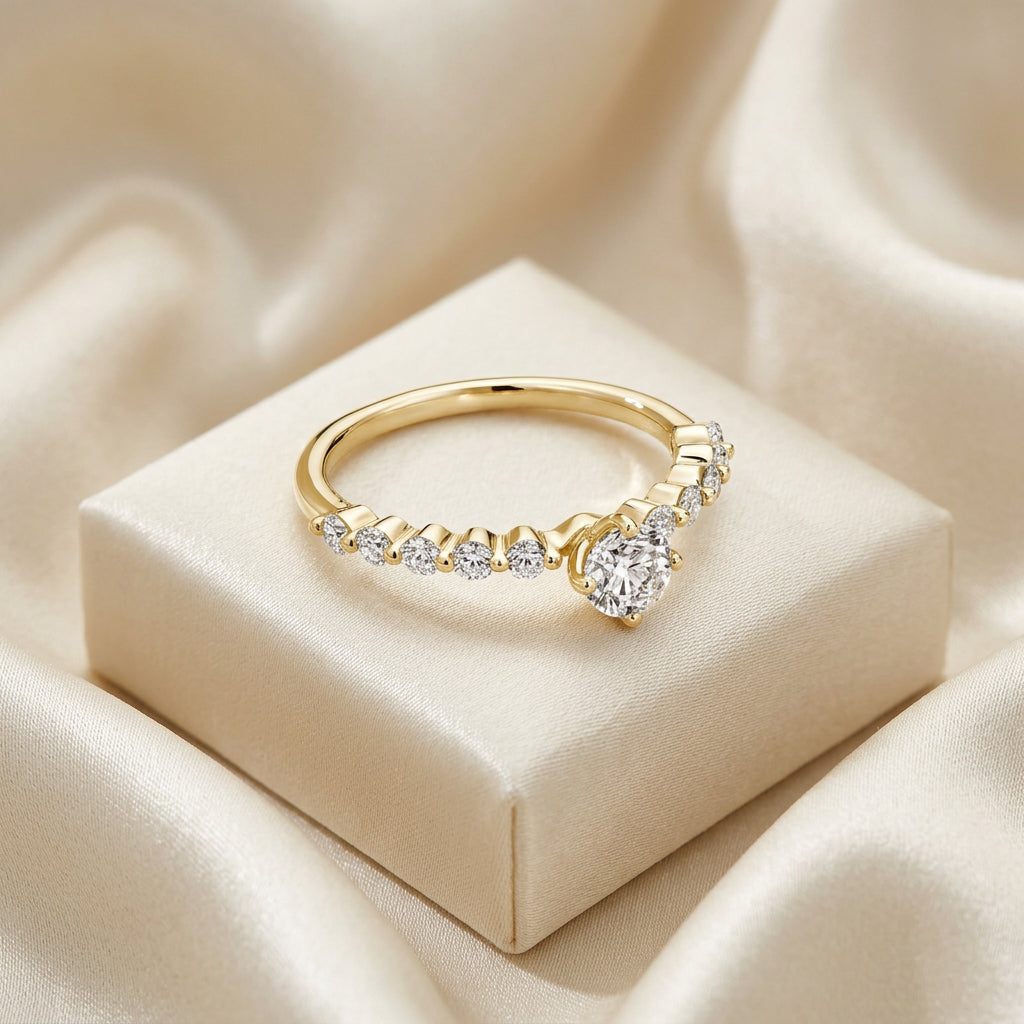 Diamond Engagement Ring Round