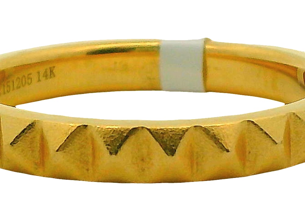 14K YG BRUSHED PYRAMID CUT STACKABLE BAND