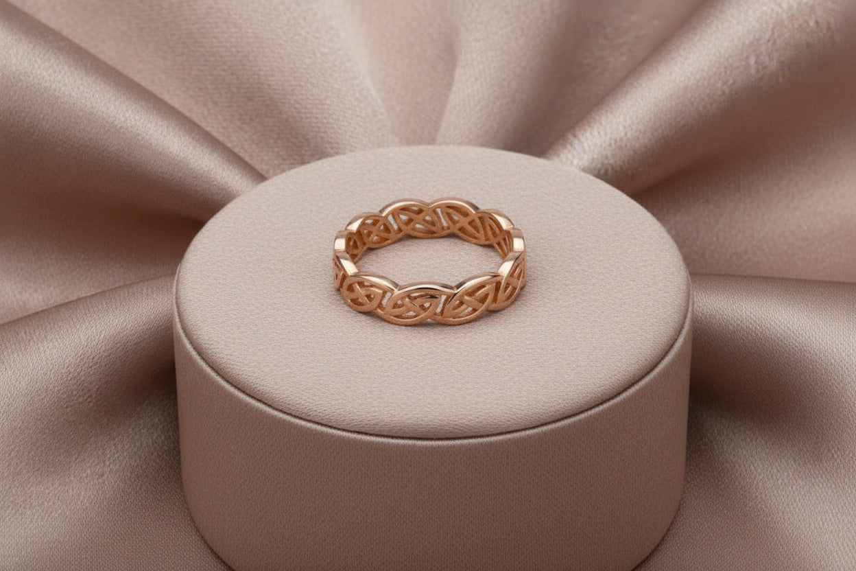 14K RG ETERNITY KNOT "LOMOND" RING SZ 6.5
