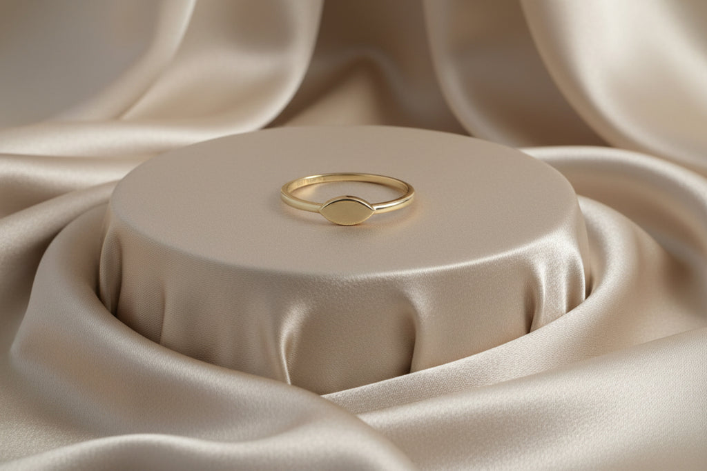 10K YG Signet Ring