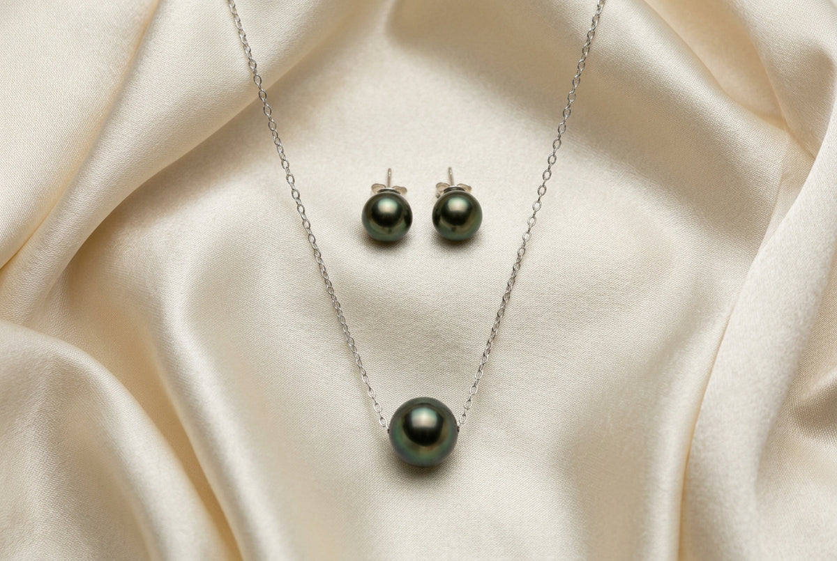 Sterling Silver Freshwater Black Pearl Studs and Necklace Set