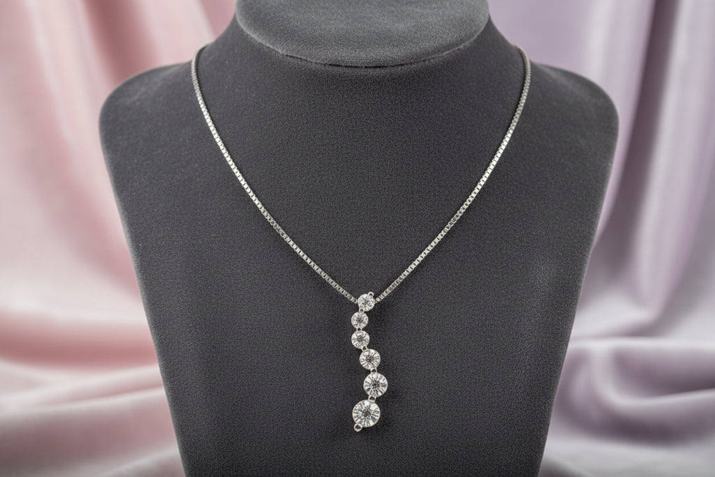 10K .04TW DIAMOND PENDNANT