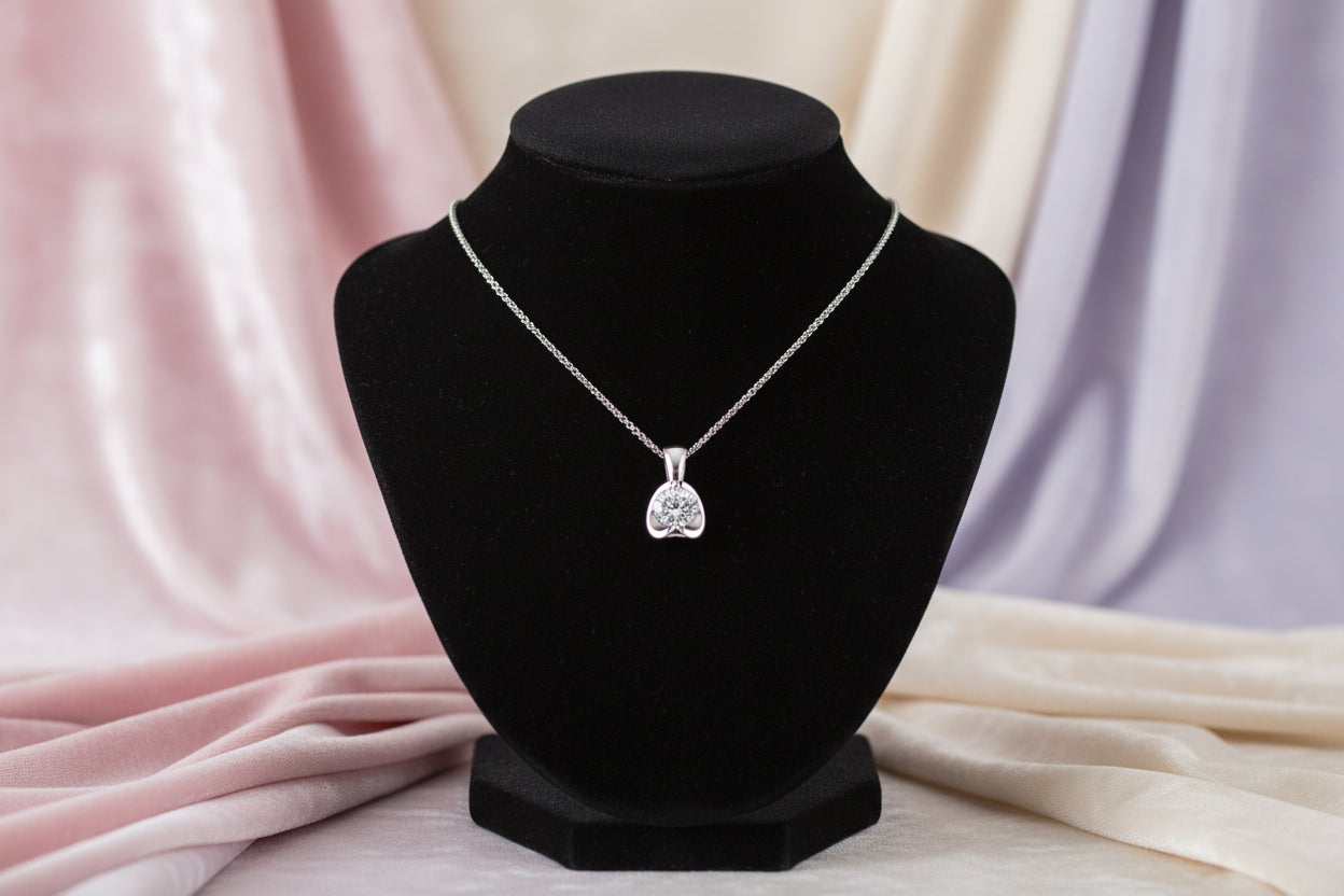 10K WG .04CT DIAMOND PENDANT