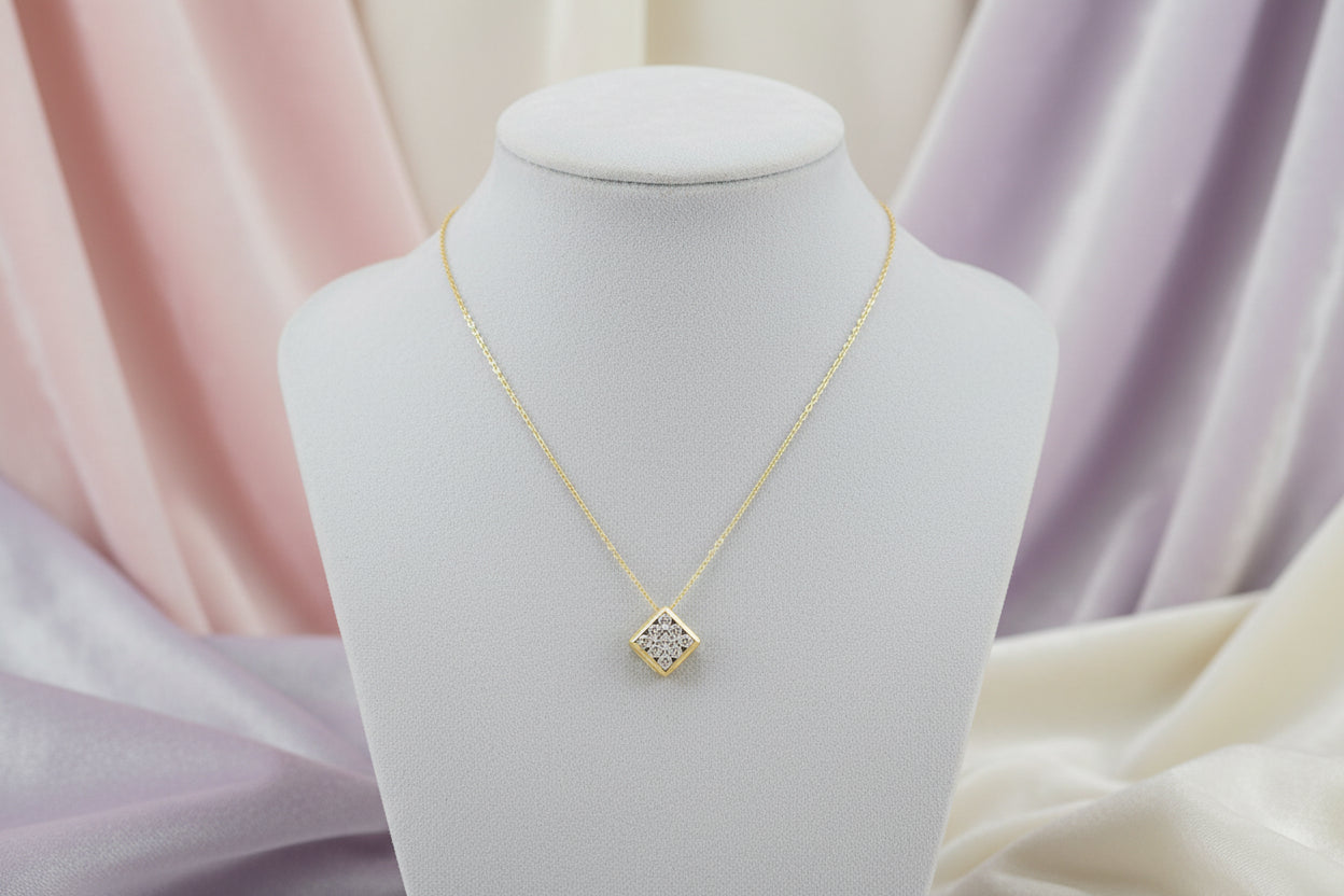 10K YG 0.13CTW DIAMOND PENDANT WITH CHAIN