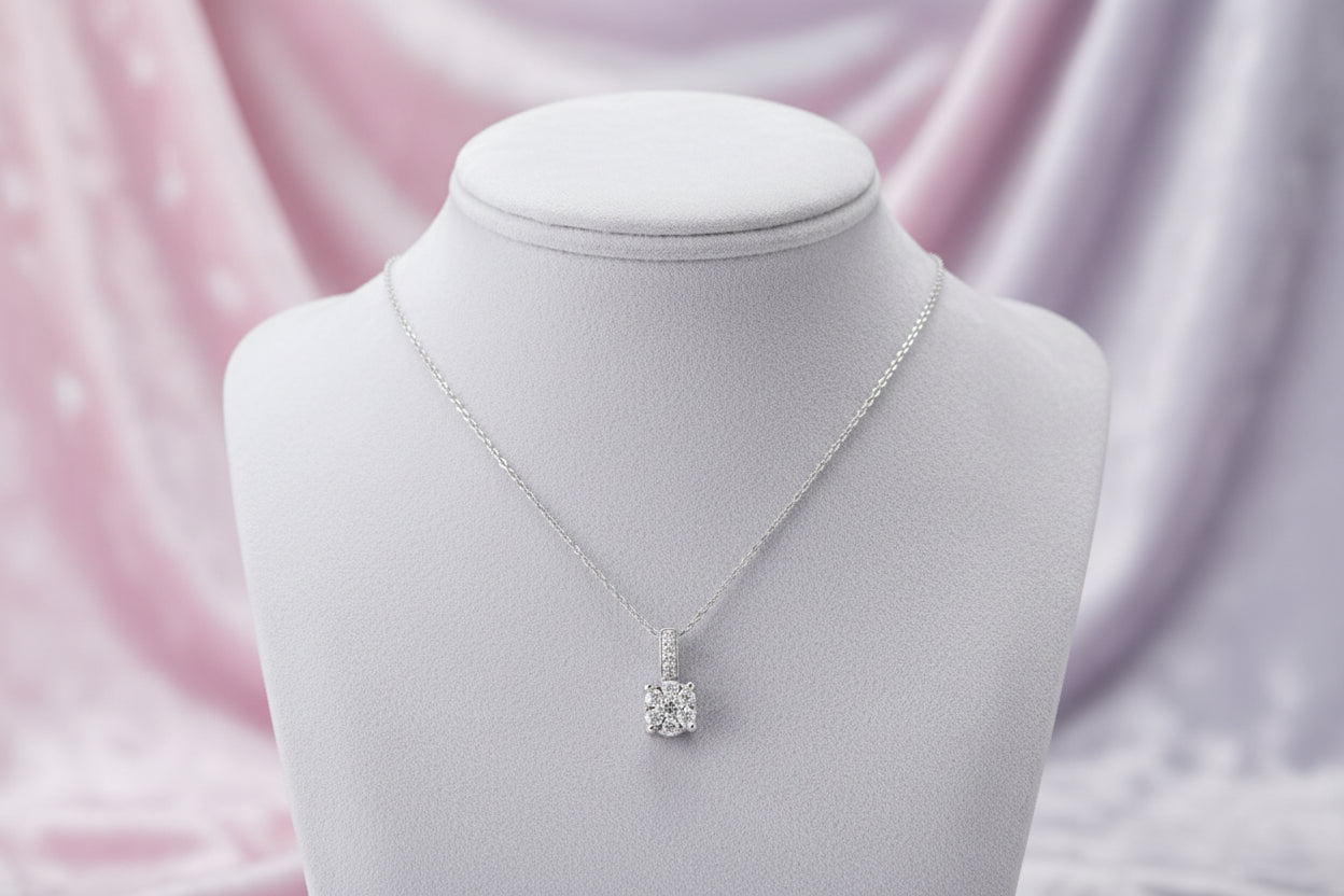 10K WG .10CTW DIAMOND PENDANT WITH CHAIN