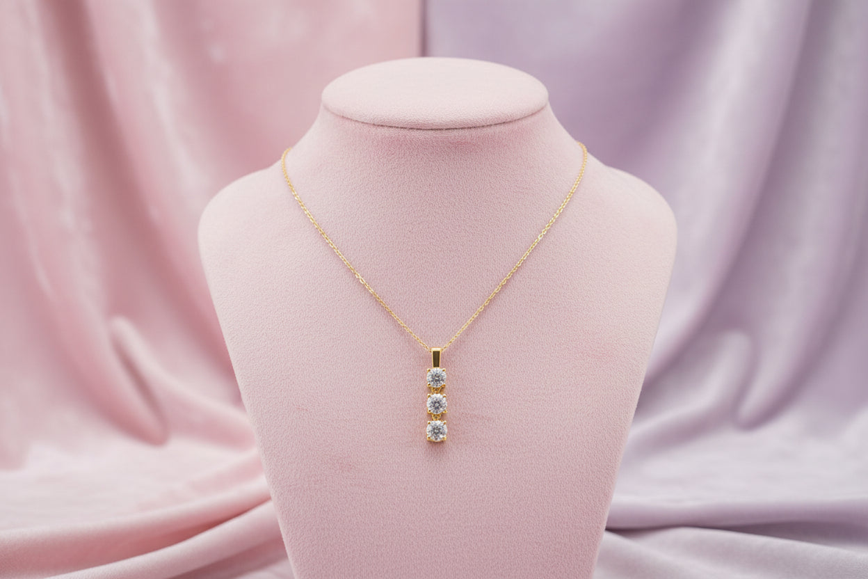 10K YG .13CTW DIAMOND PENDANT WITH CHAIN