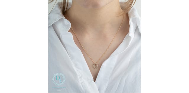10K YG 0.05ctw VS,EF RB Lab Grown Diamond "O" Kiss Pendant w/ Chain