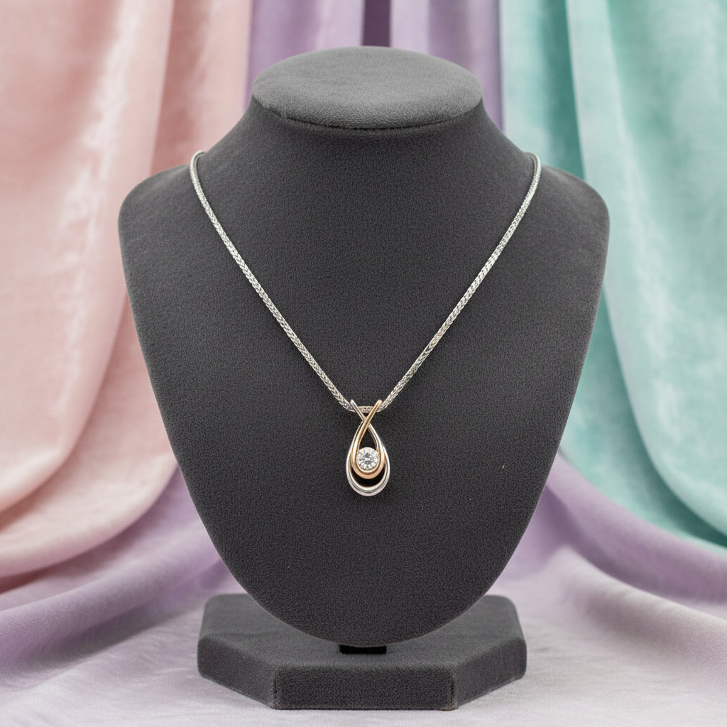 14K White & rose gold 0.25ct I1,G-I Canadian Diamond Pendant with Chain
