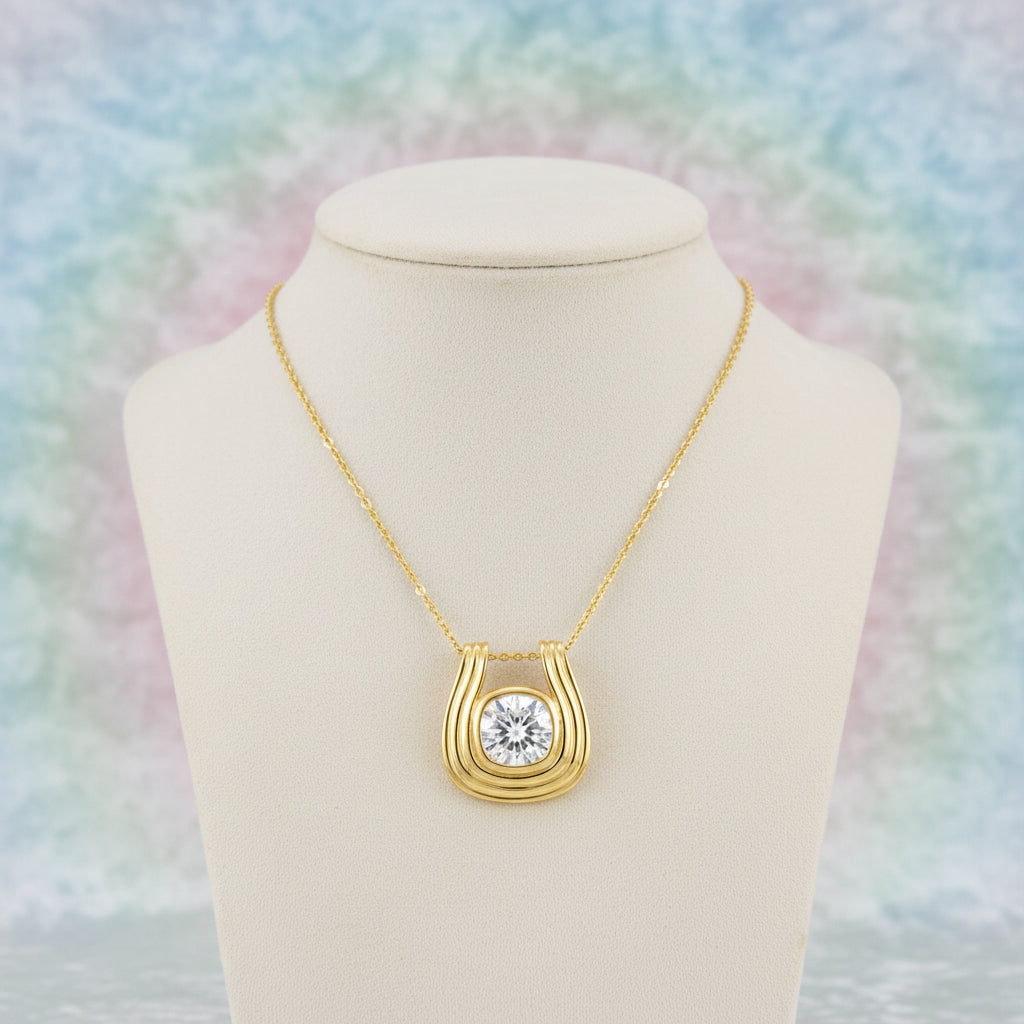 10K Yellow gold lab diamond horseshoe pendant with chain