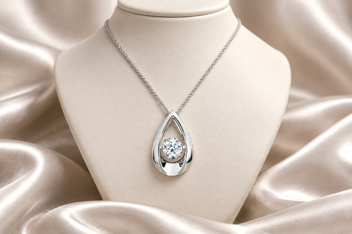 10K WG 0.30ct VS,RB Lab Grown Diamond Droplet Moving Solitaire Pendant w/ Chain