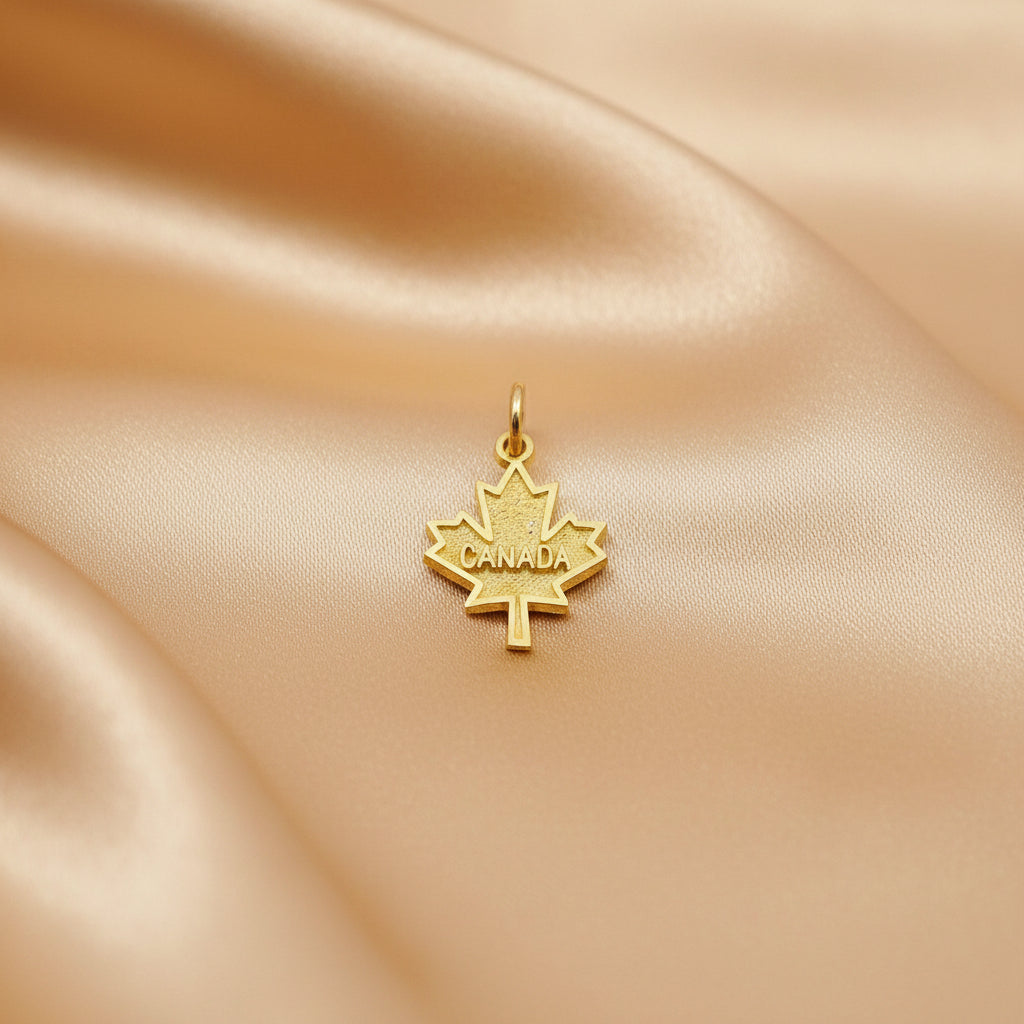 10K YG CANADA LEAF PENDANT