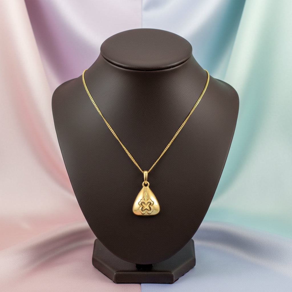 10K YG Clover Pendant w/ Chain
