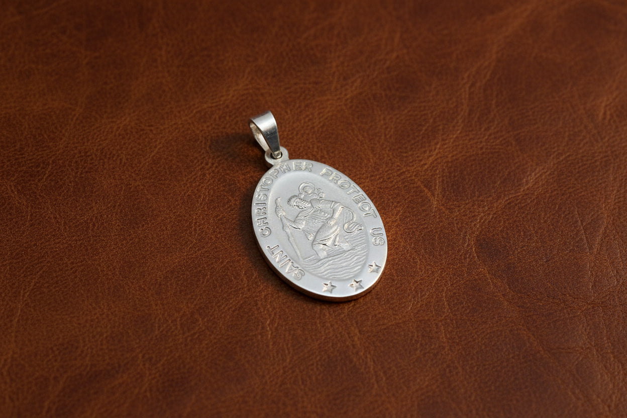 SS RHD OVAL ST. CHRISTOPHER PENDANT - 22MM