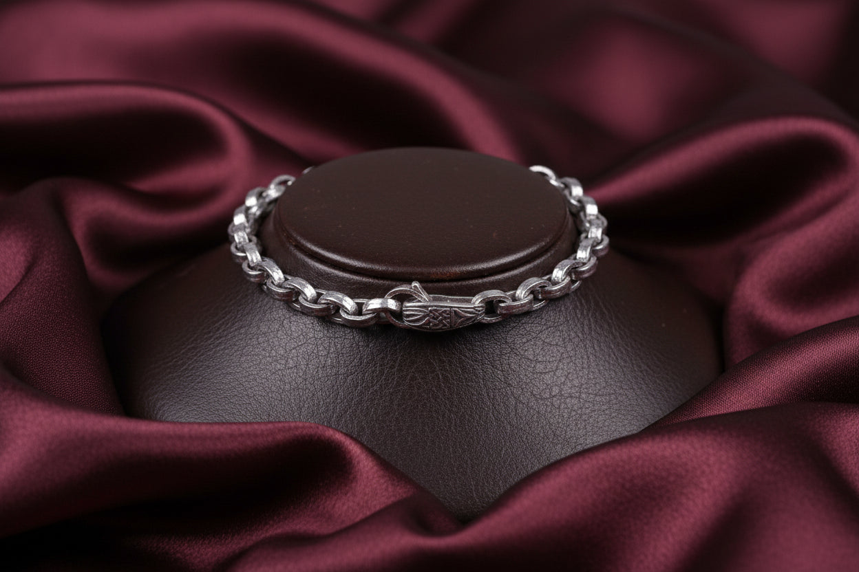 KEITH JACK SS HEAVY OVAL RING HAMMERED "PICTISH" CHAIN - 22"