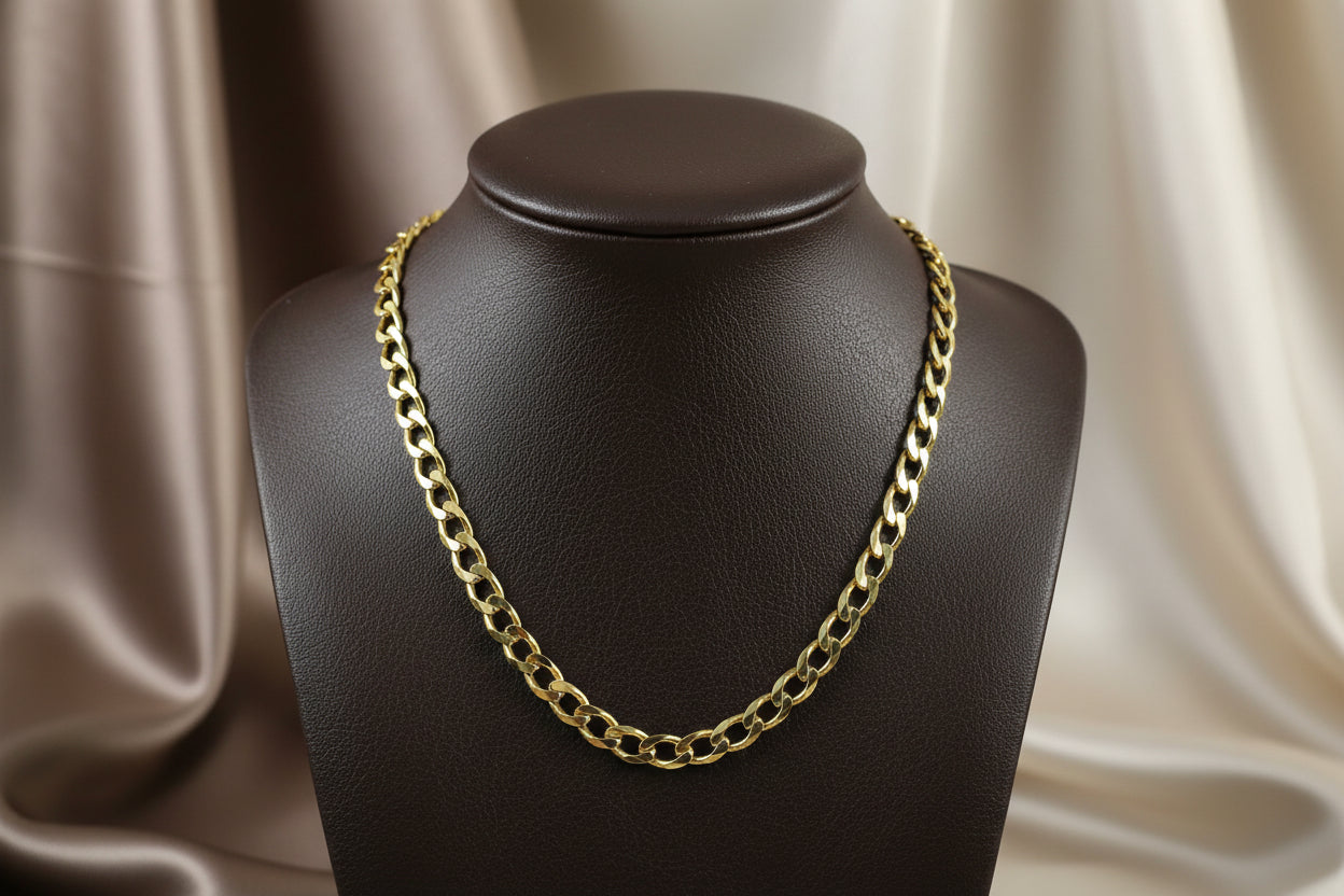 10K YG 5.3mm Beveled Curb Chain 22"