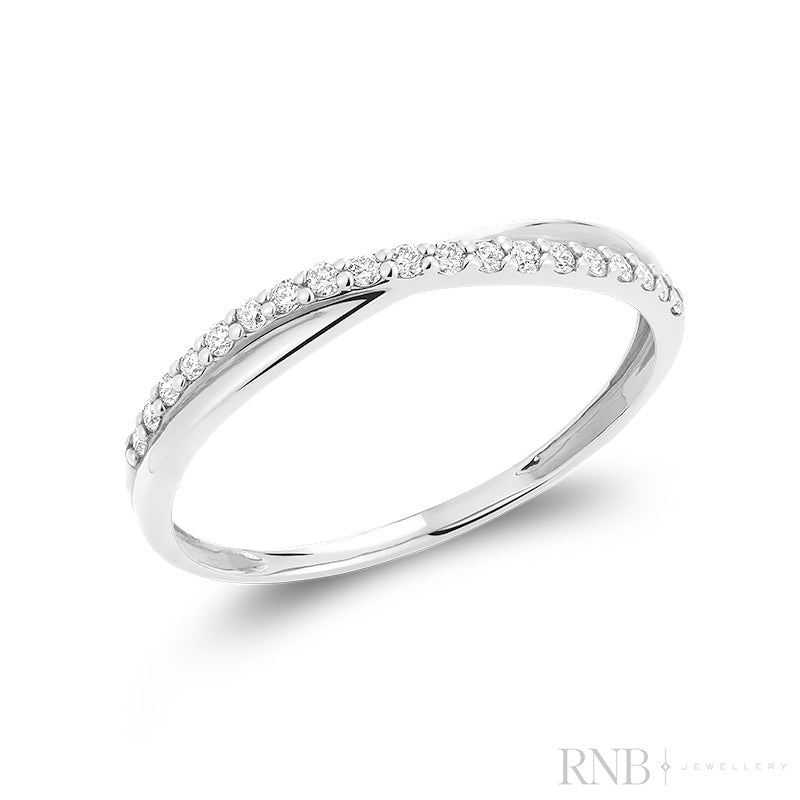 Dainty Criss Cross Diamond Ring