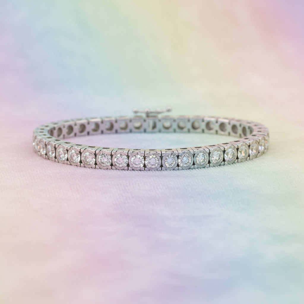 10K White gold diamond illusion set bracelet