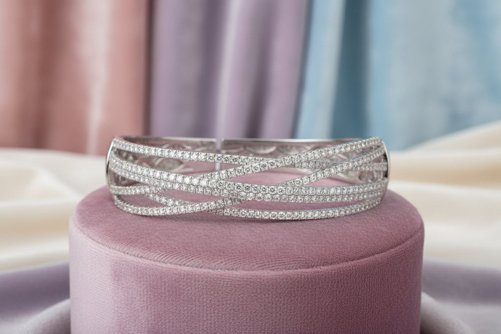 14K WG 314RD=4.23CTW VVS-VS,FG DIAMOND BANGLE