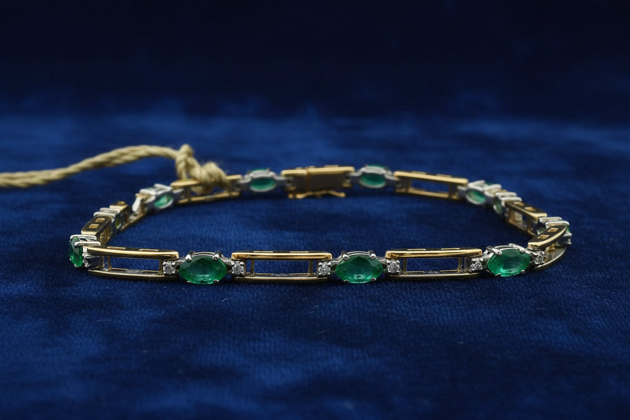 14K TWO TONE (YELLOW & WHITE GOLD DIAMOND 0.22CT TW & EMERALD 2.45CT TW BRACELET 7"