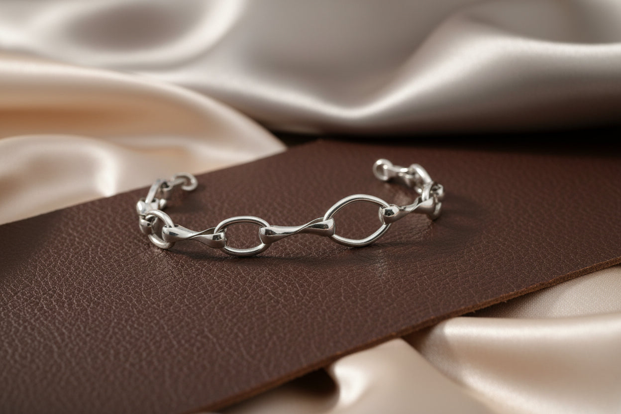 10K WG OVAL HOLLOW FANCY BRACELET 7.5"