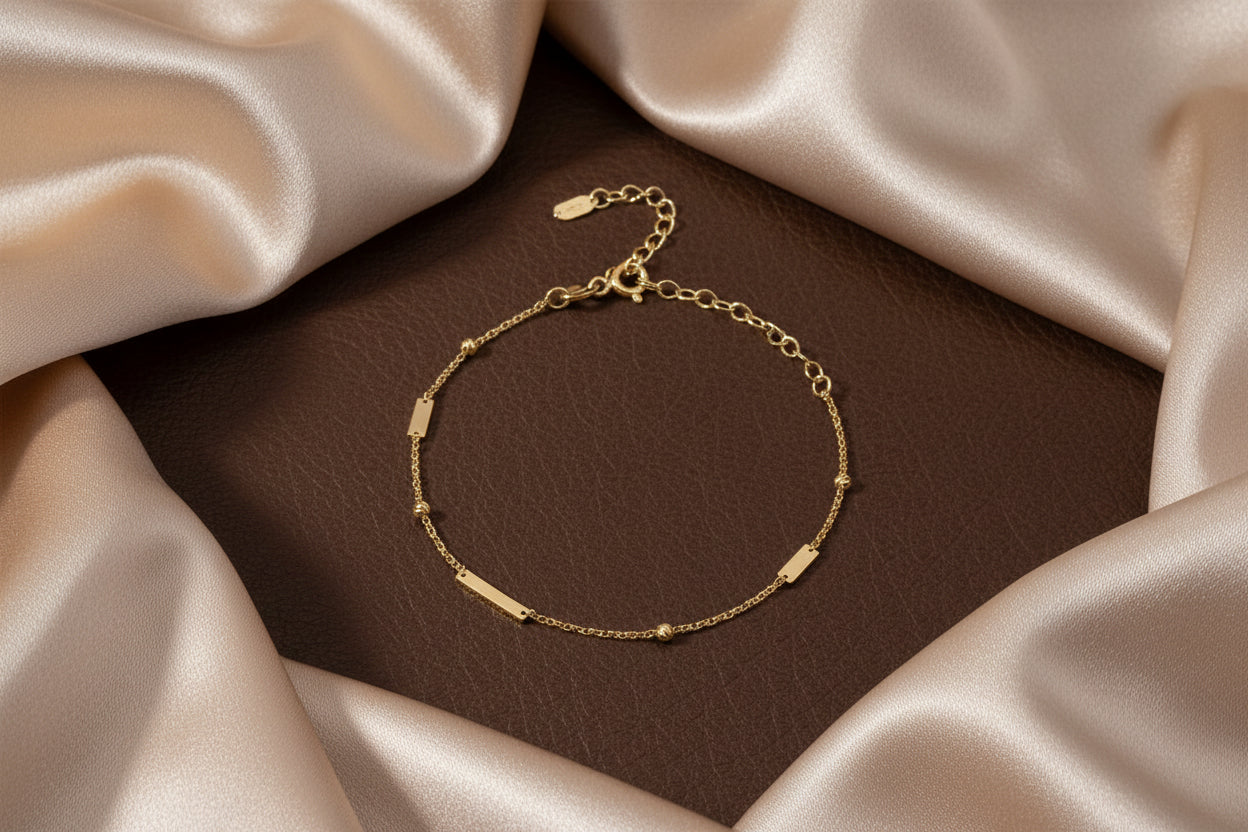 10K YG Flat Bar Link & DC Ball Bracelet - 7.25"