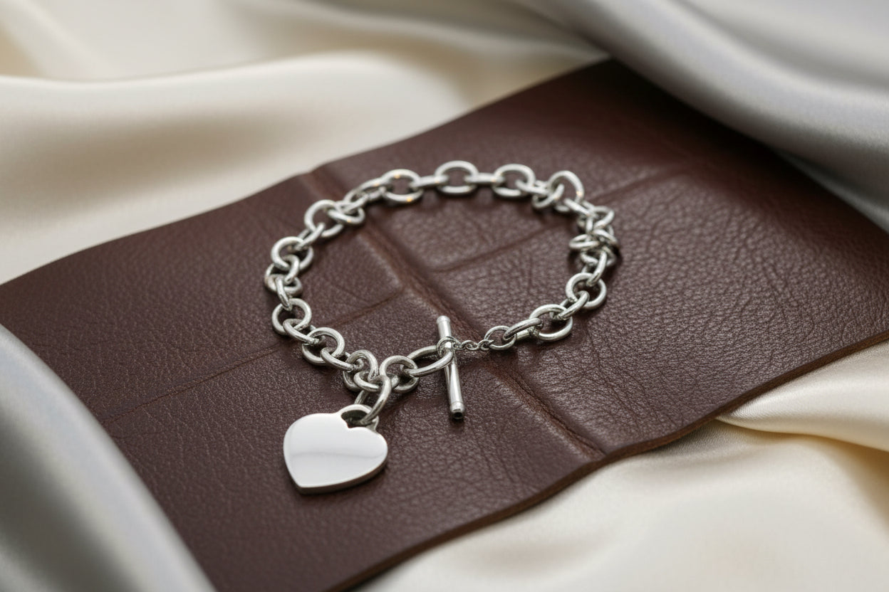 STERLING SILVER RHOD TOGGLE STYLE HEART BRACELET