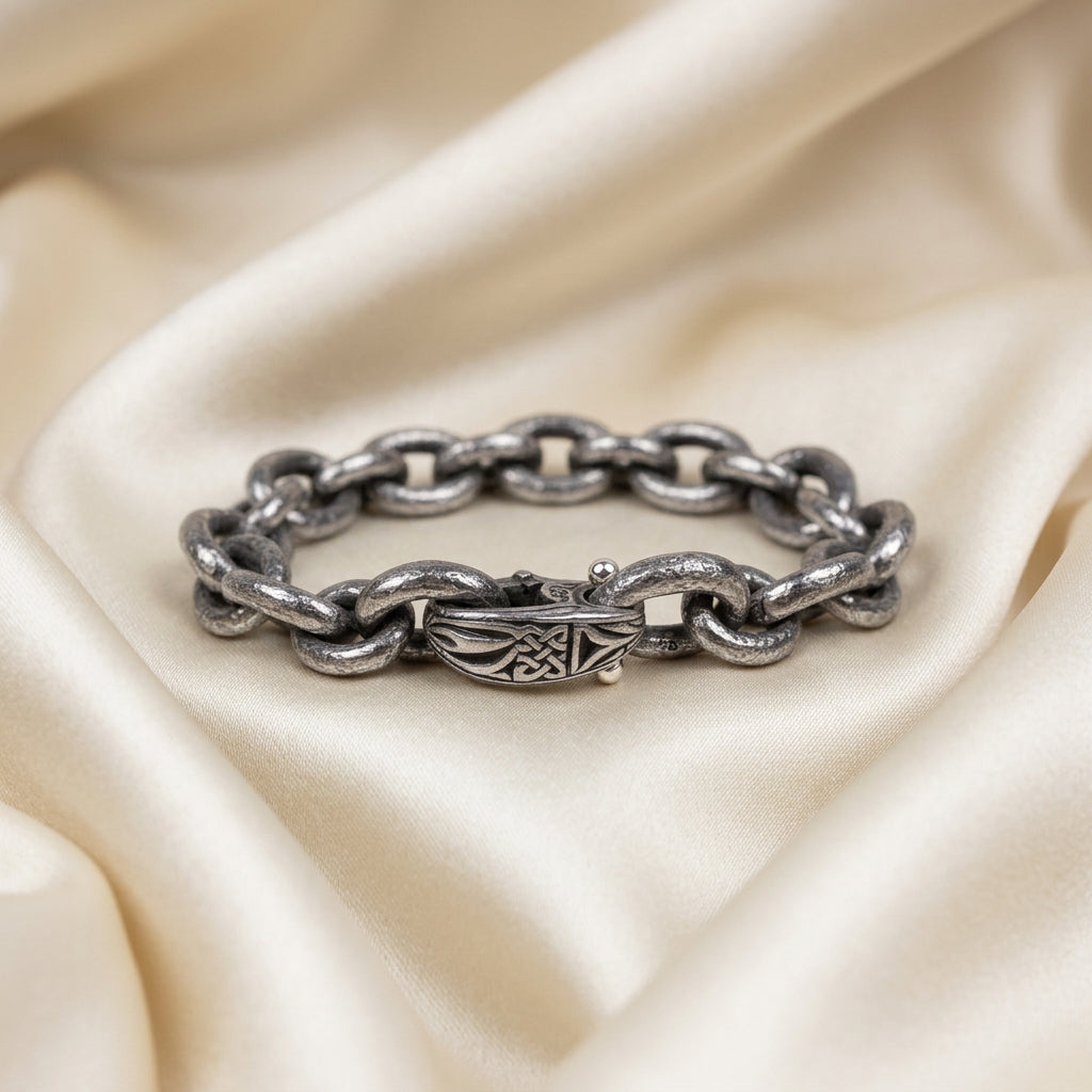KEITH JACK SS HEAVY HAMMERED OVAL & SMALL LINK BRACELET -8.25"