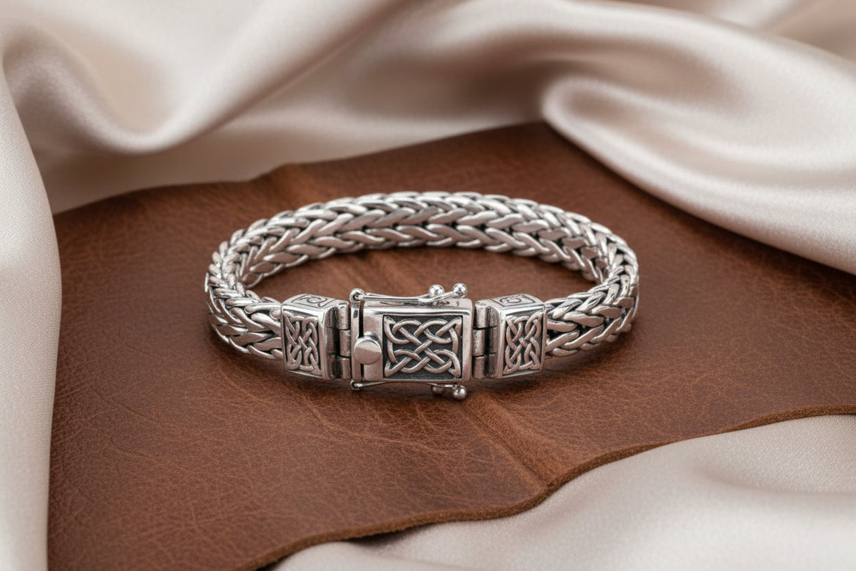 SS HEAVY DRAGON WEAVE CELTIC SQUARE 7" AND 7.5"