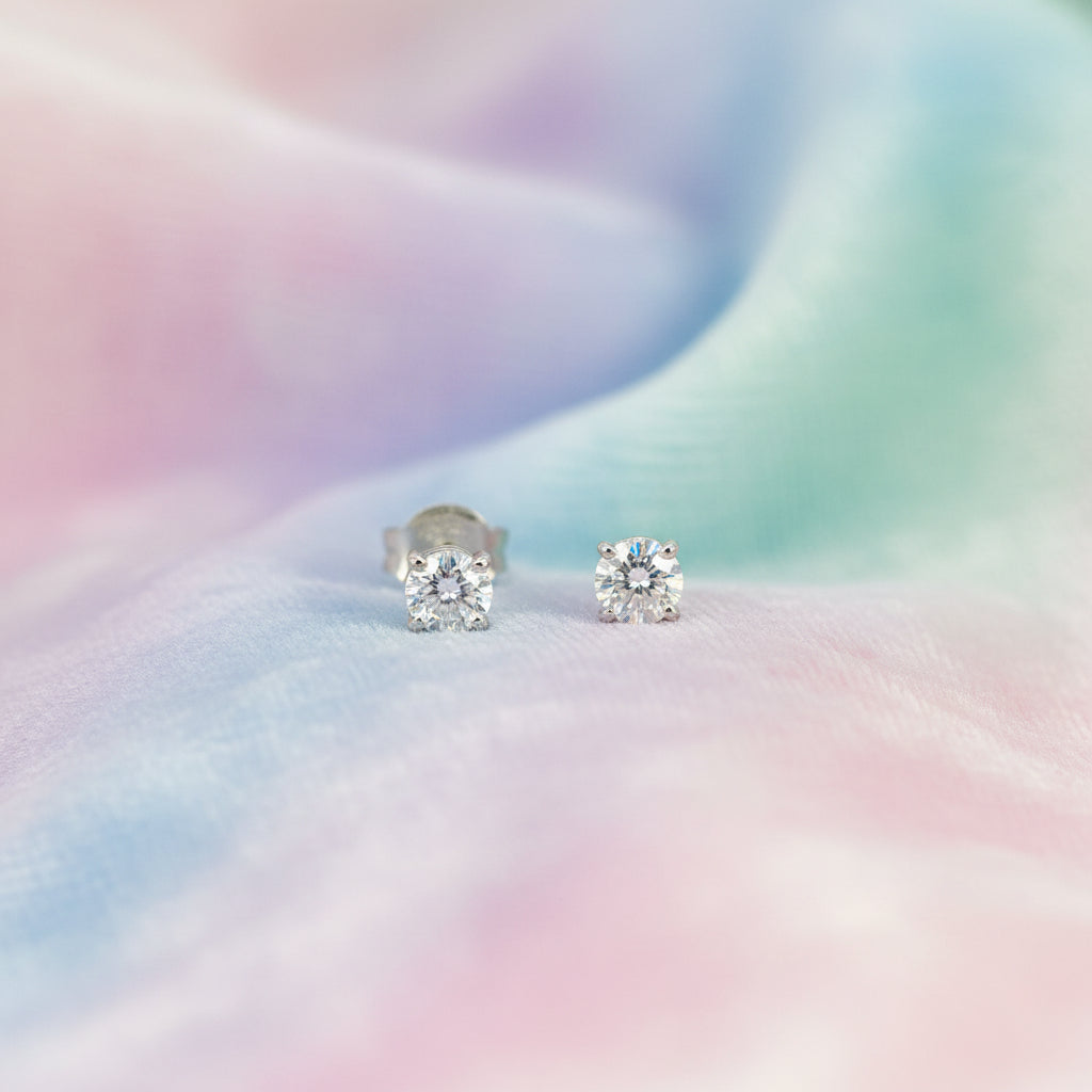 14K WG .40TW SI2-I1 H-J DIAMOND STUDS