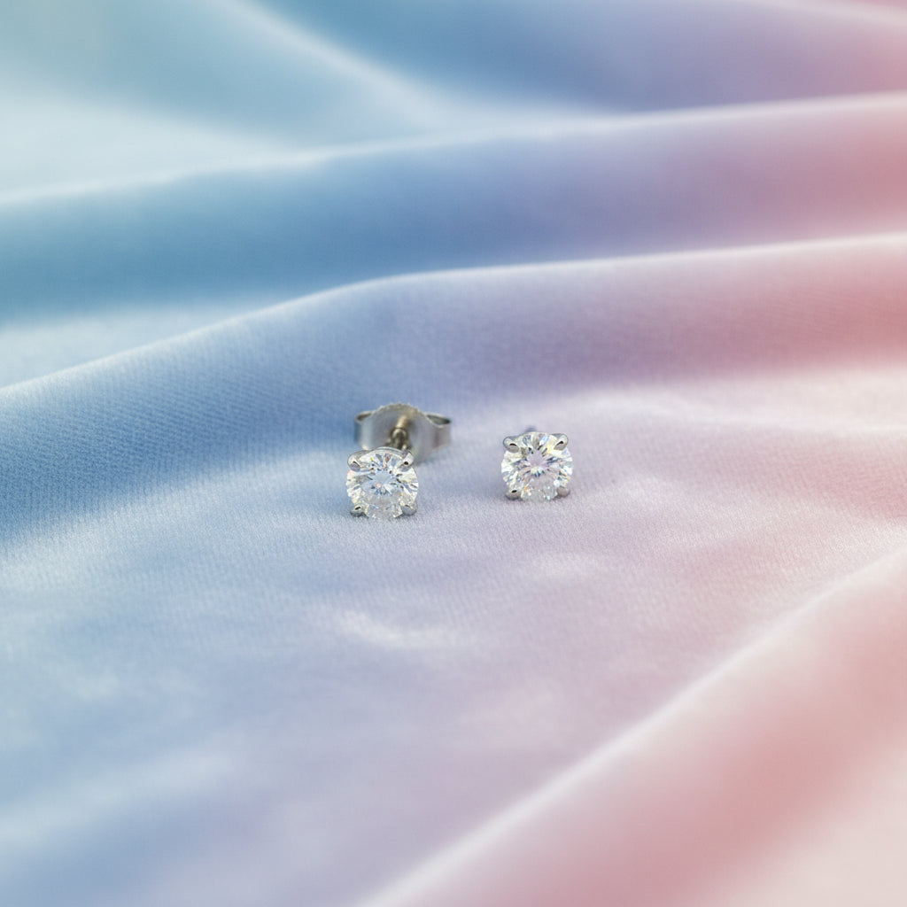 14K WHITE GOLD .50TW DIAMOND STUDS, SI1 H-I.