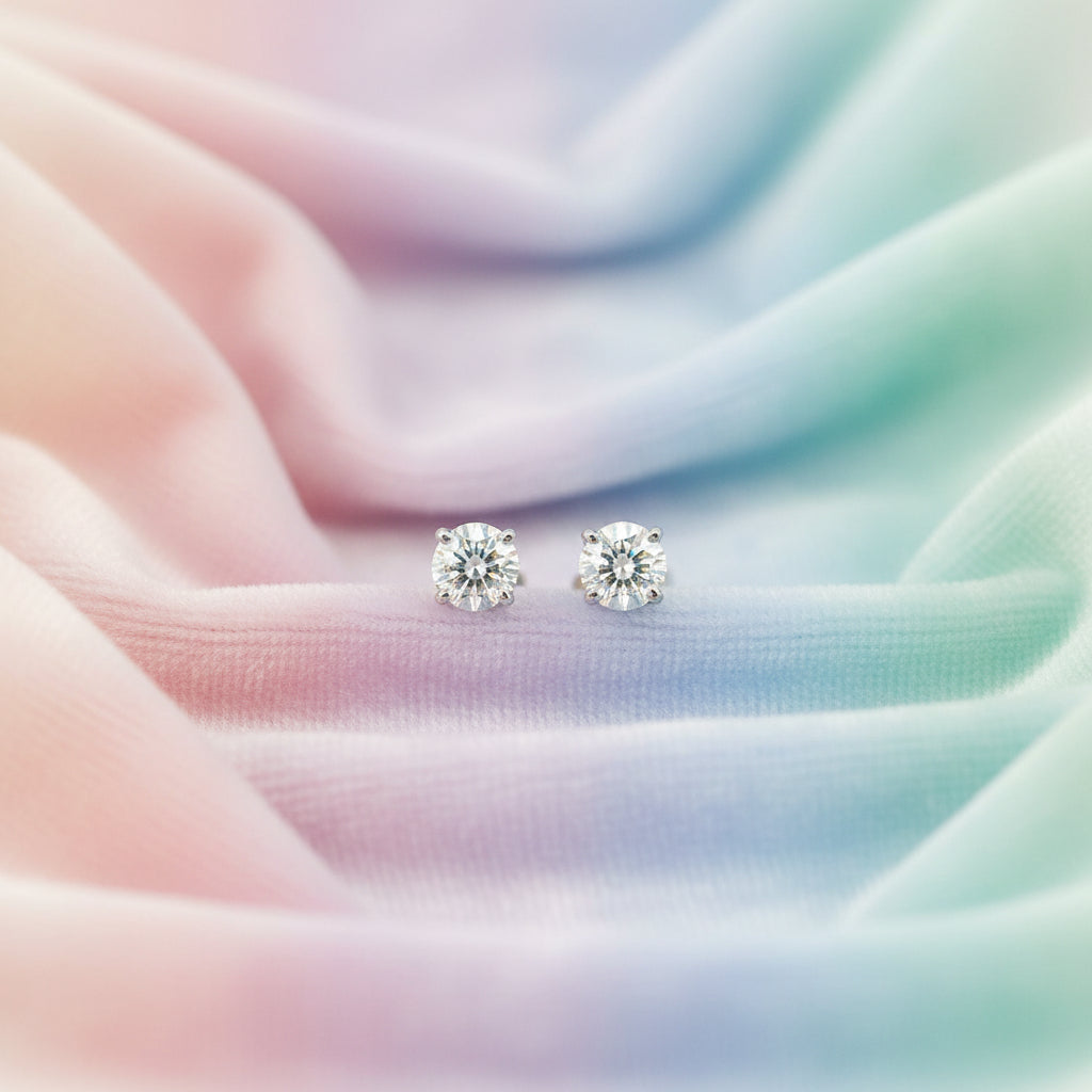 14K WHITE GOLD 0.50TW DIAMOND STUDS, SI1 H-I.